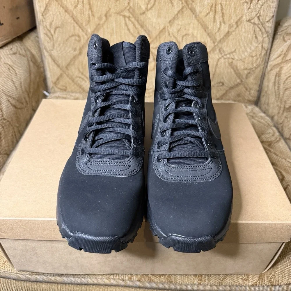 Nike Manoadome Manoa Boots Shoes Triple Black 844358-003 Men's Size 7.5